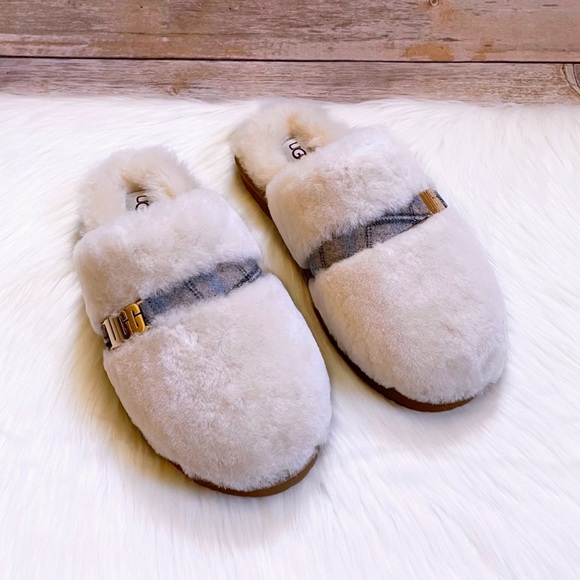 UGG Women’s Dalla Plaid Slippers - Picture 4 of 9